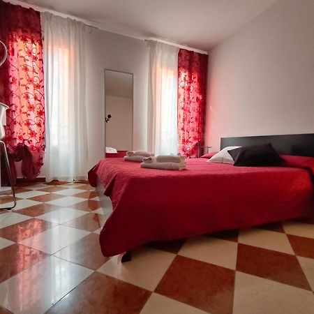 San Marco Ca' Tiepolo Apartment Venesia Bagian luar foto